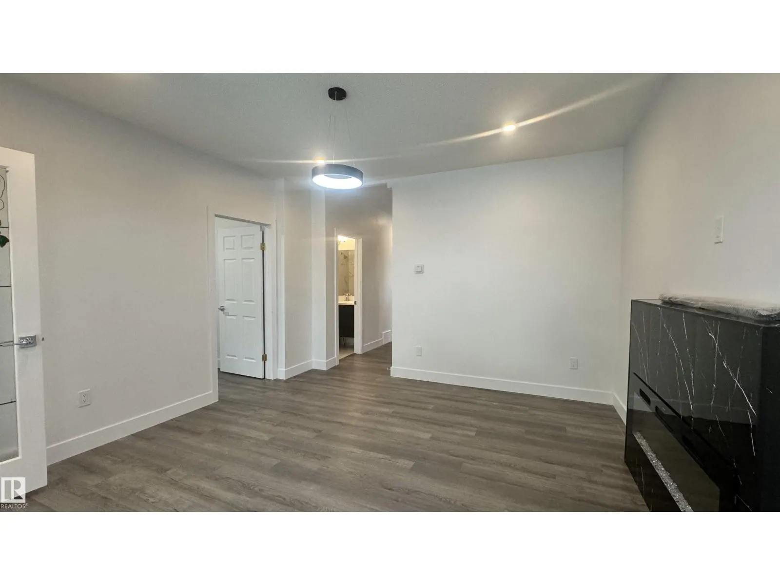 11537 81 ST NW