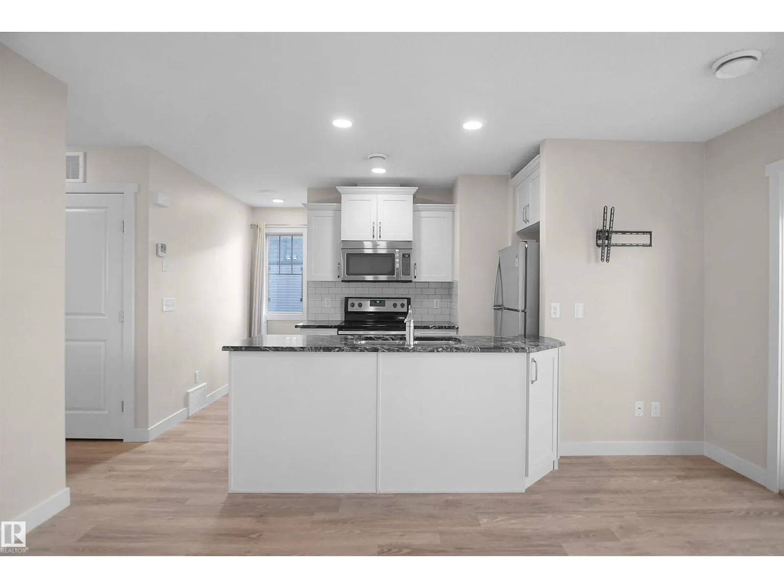 #4 12815 CUMBERLAND RD NW