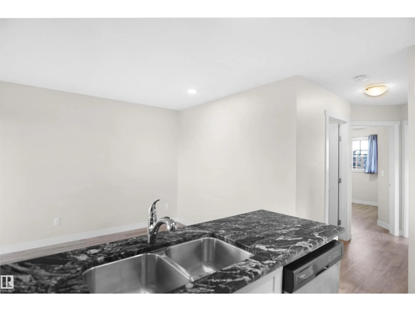 #4 12815 CUMBERLAND RD NW