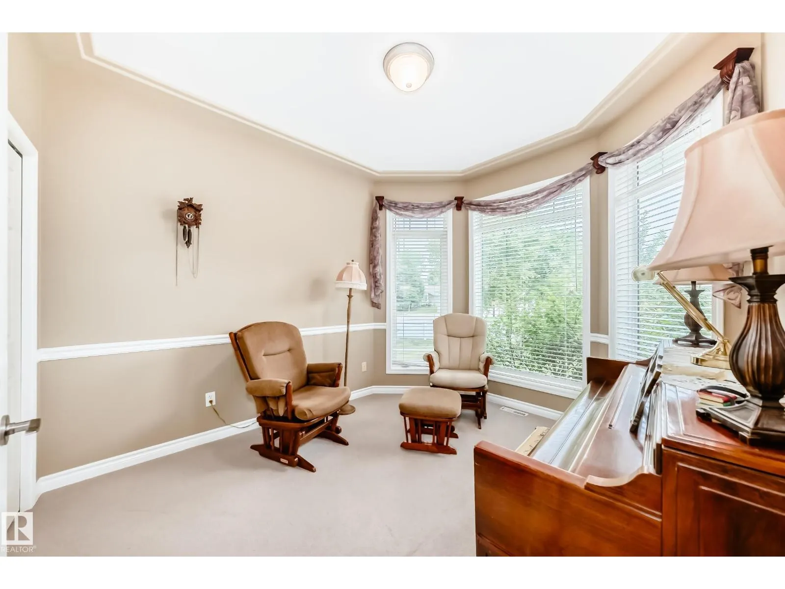 1 Hendrie DR