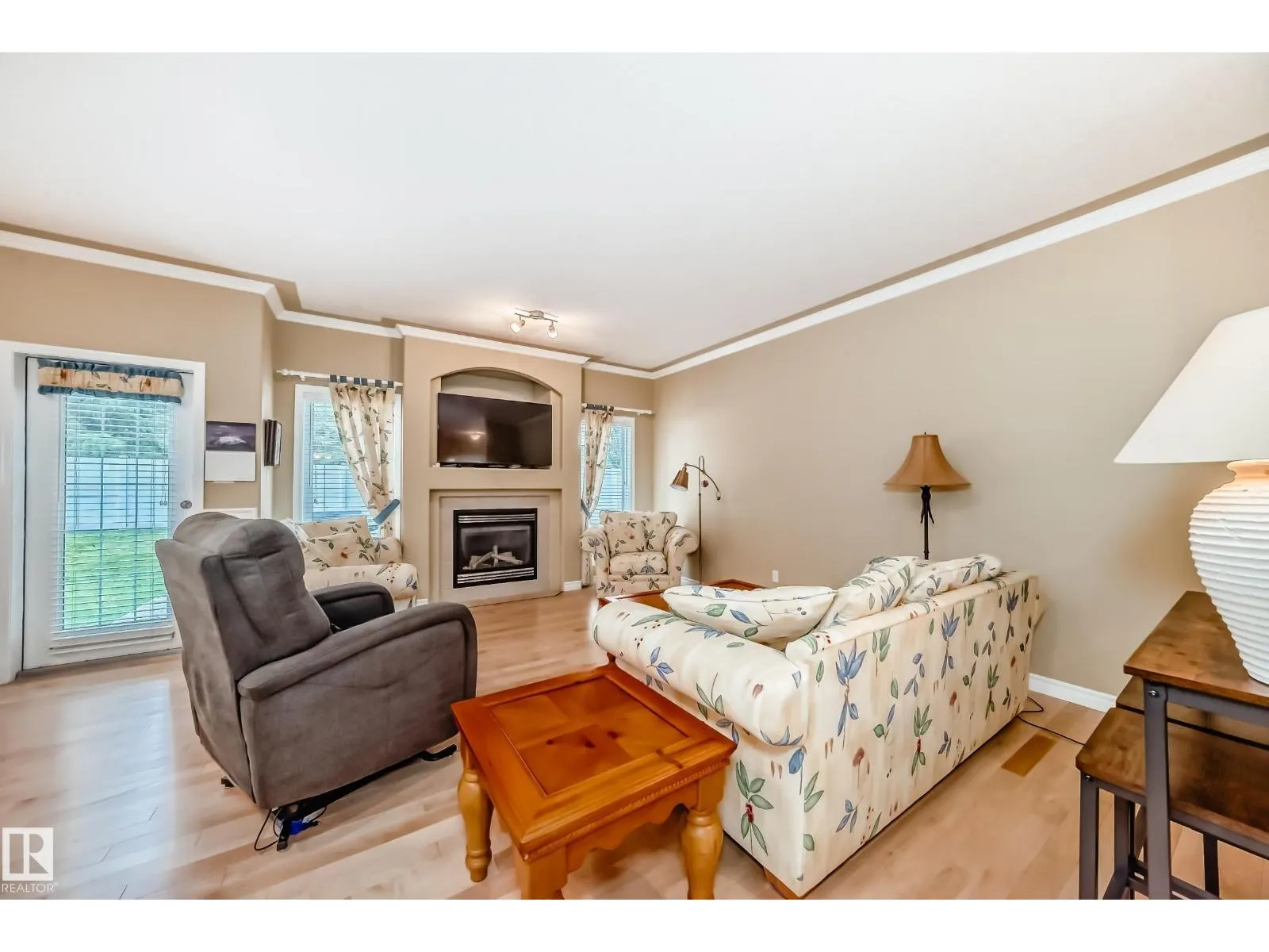 1 Hendrie DR