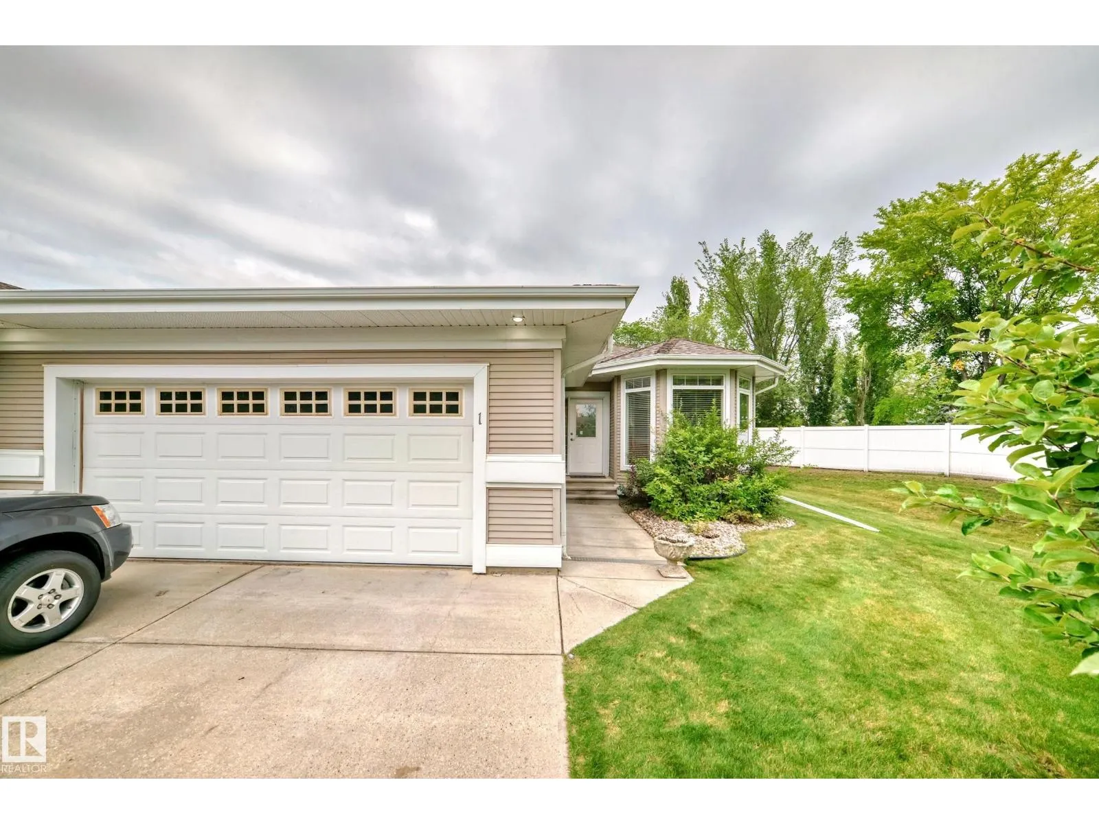 1 Hendrie DR