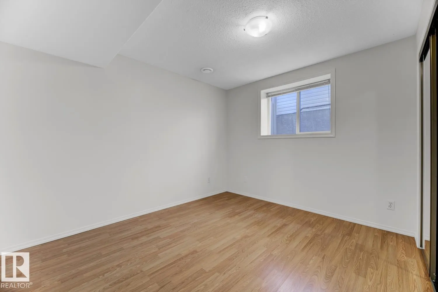 11413 118A ST NW