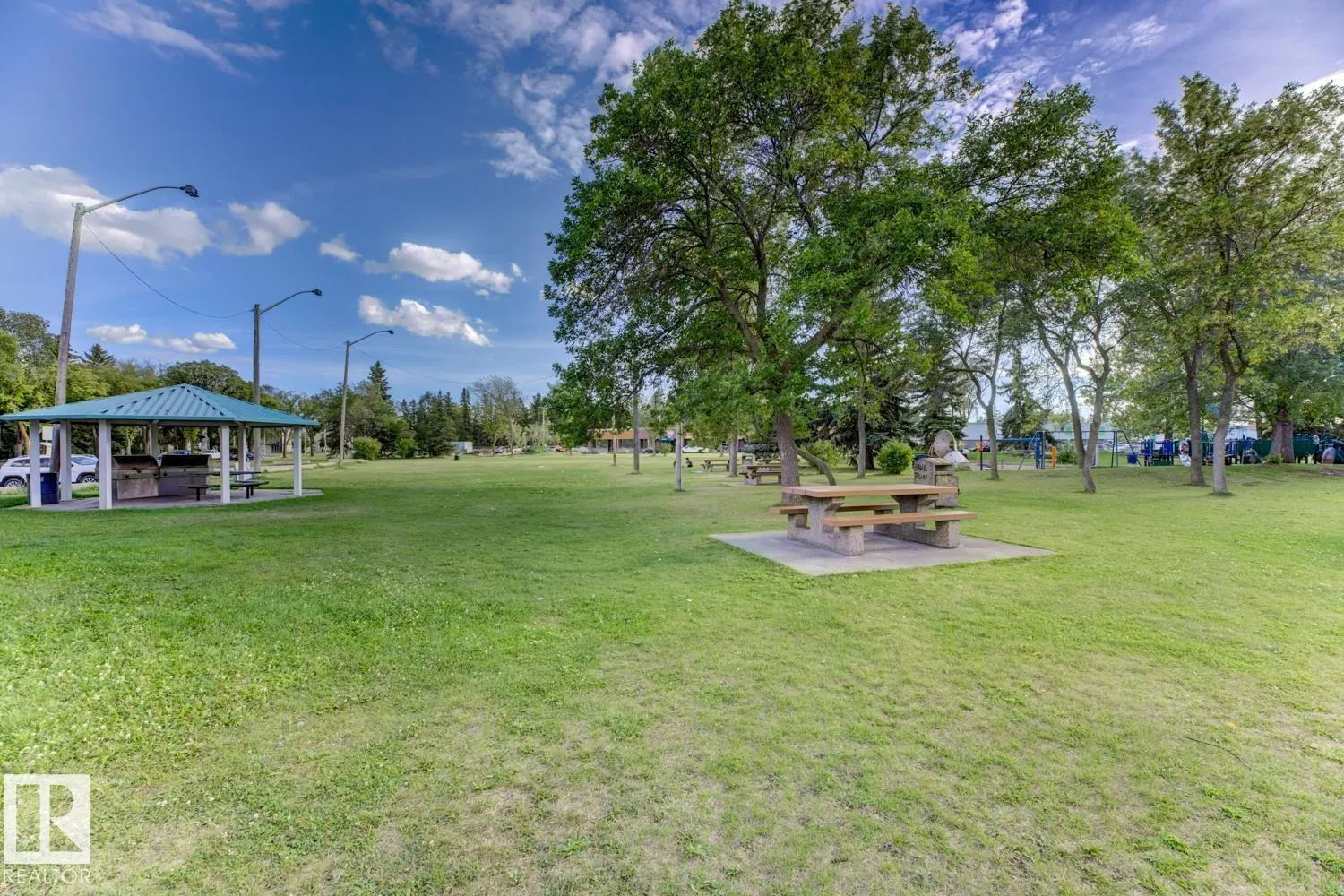 11413 118A ST NW