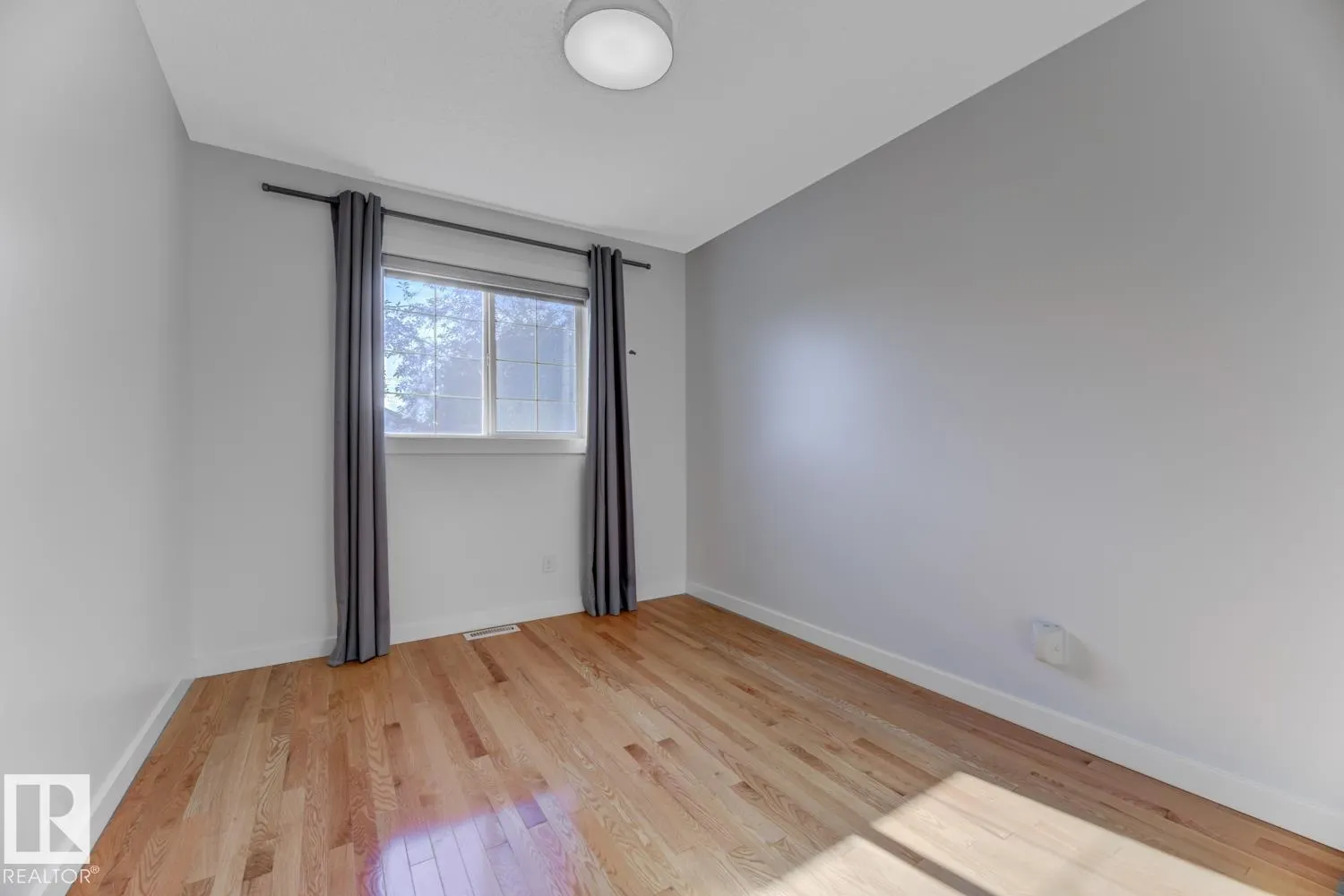11413 118A ST NW