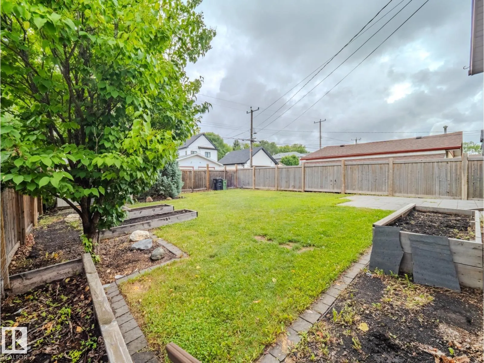 10445 81 ST NW