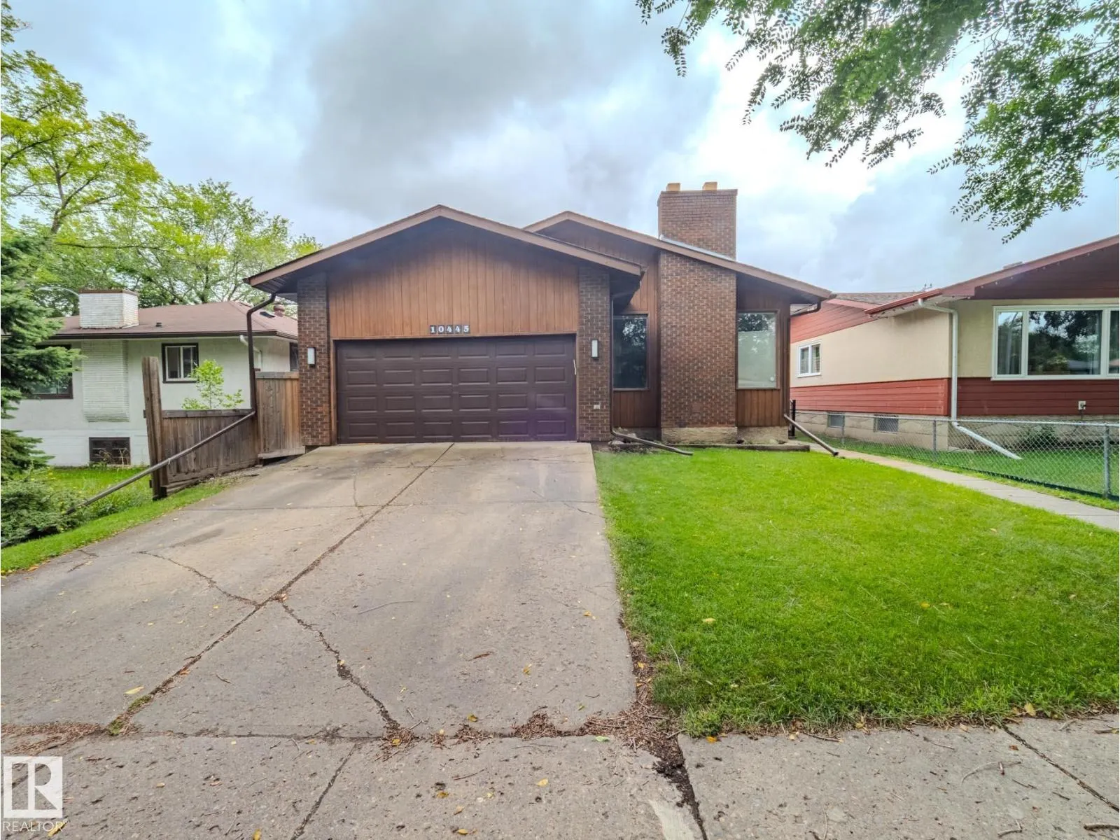10445 81 ST NW