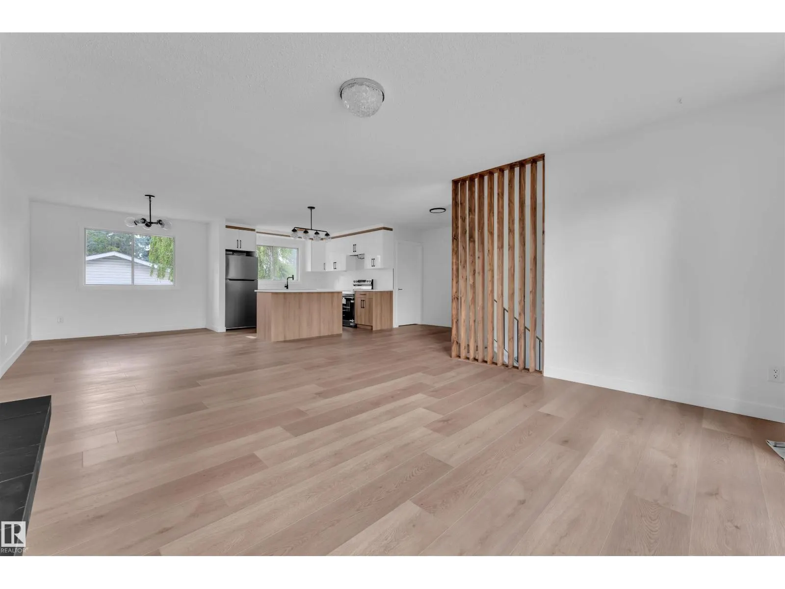 132 RICHFIELD RD NW