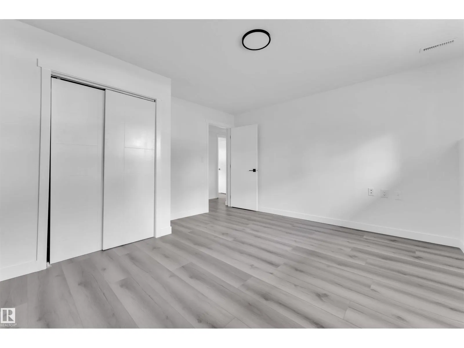 132 RICHFIELD RD NW