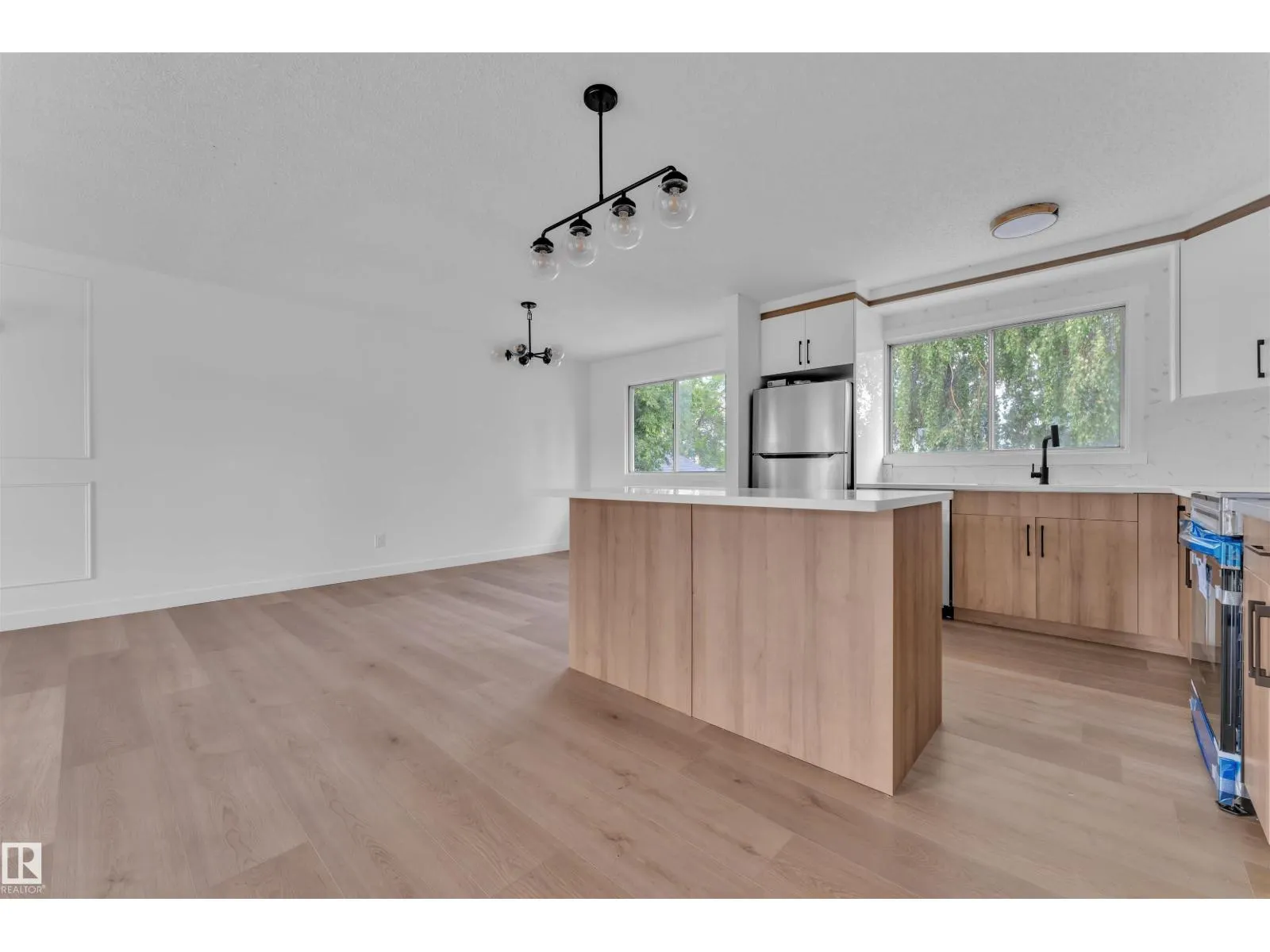 132 RICHFIELD RD NW