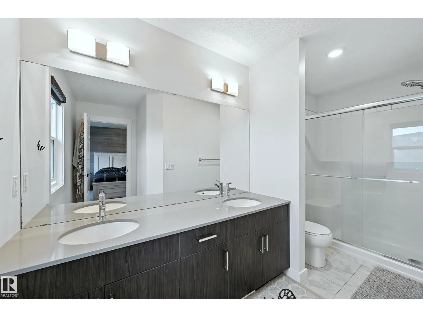 16603 31 AV SW