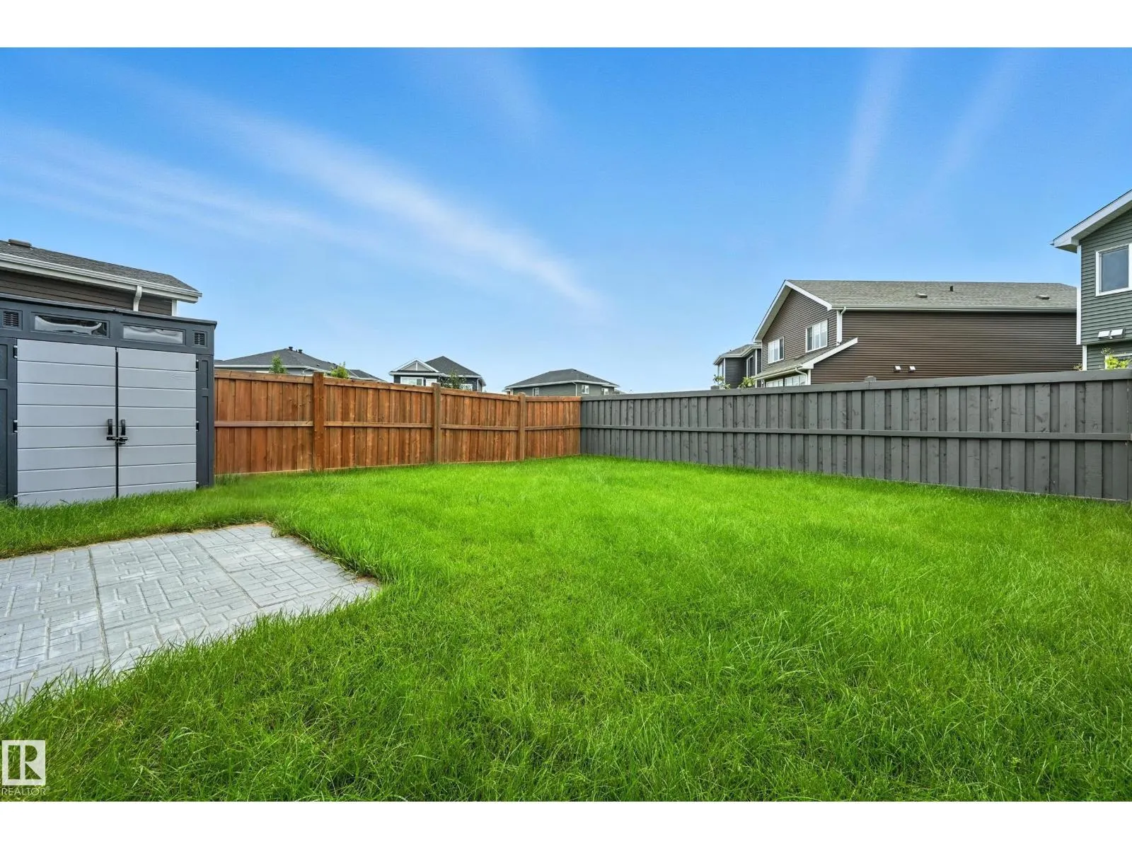16603 31 AV SW