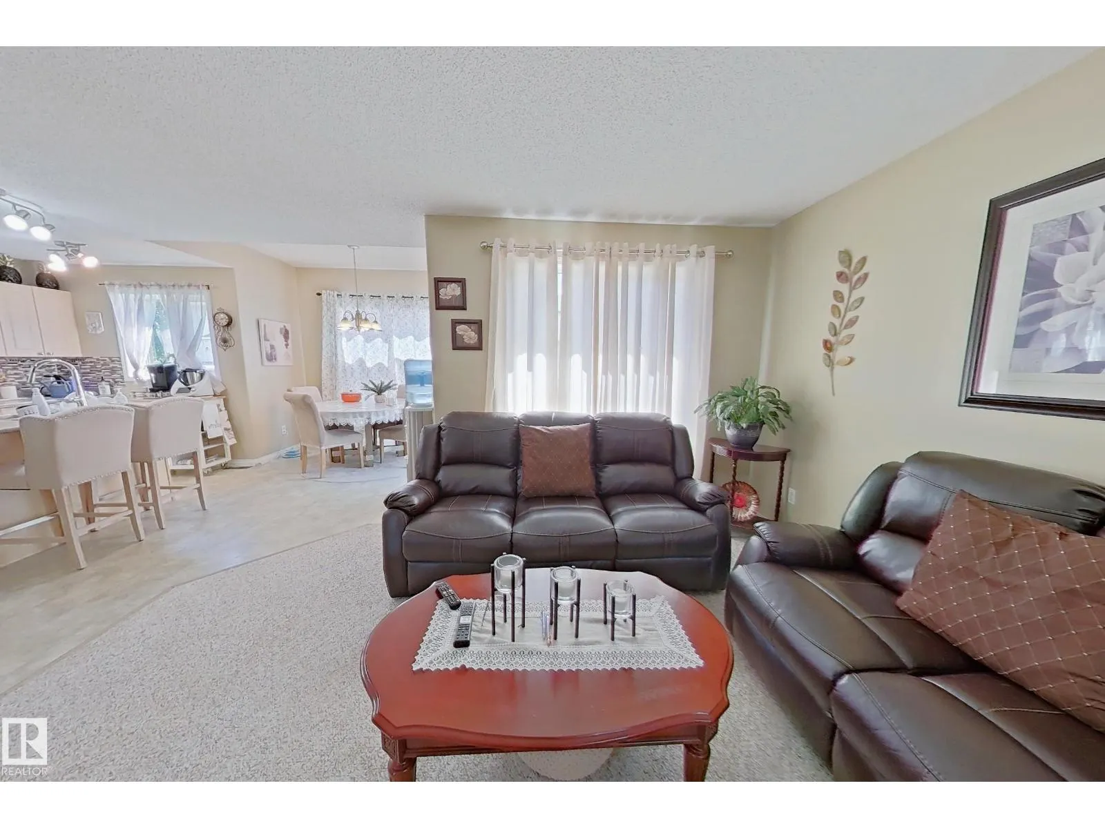 4511 162A AV NW
