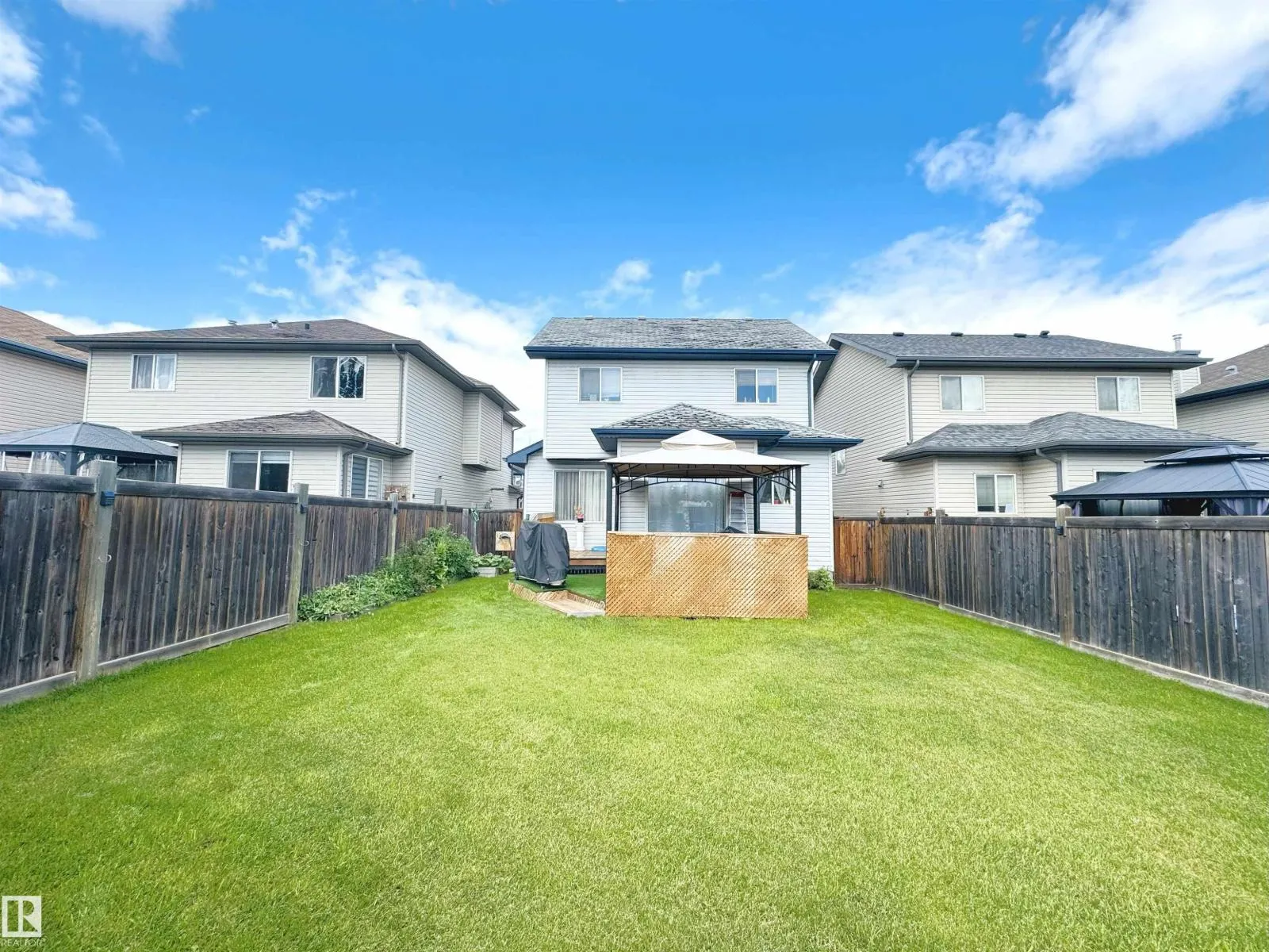 4511 162A AV NW