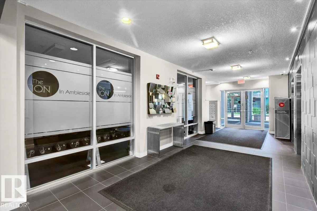 #315 2584 ANDERSON WY SW