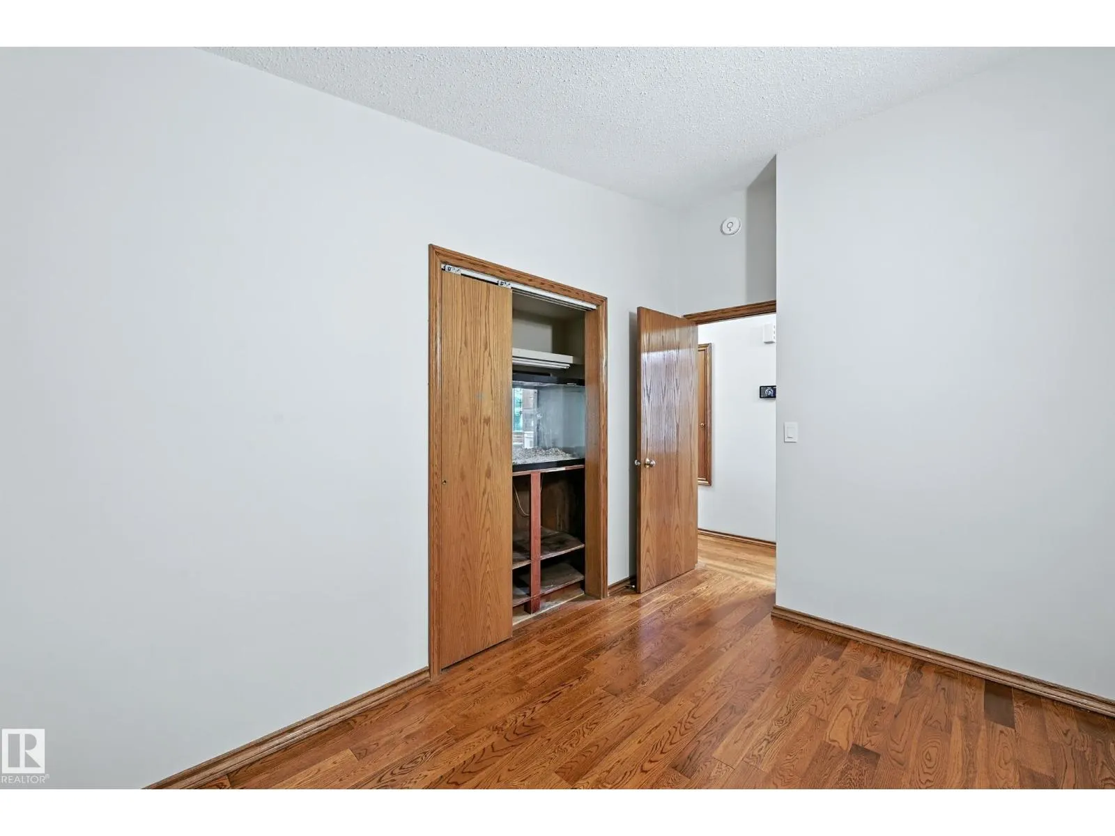9404 SHERRIDON