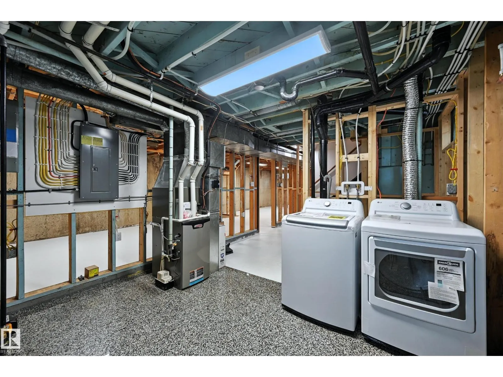 9404 SHERRIDON