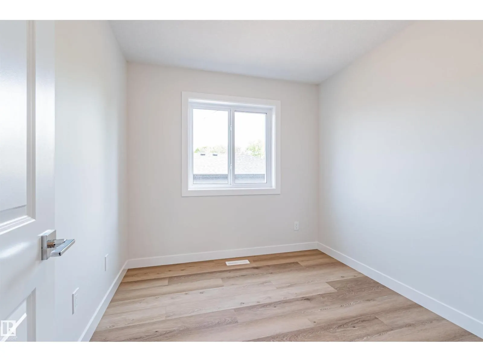12125 88 ST NW