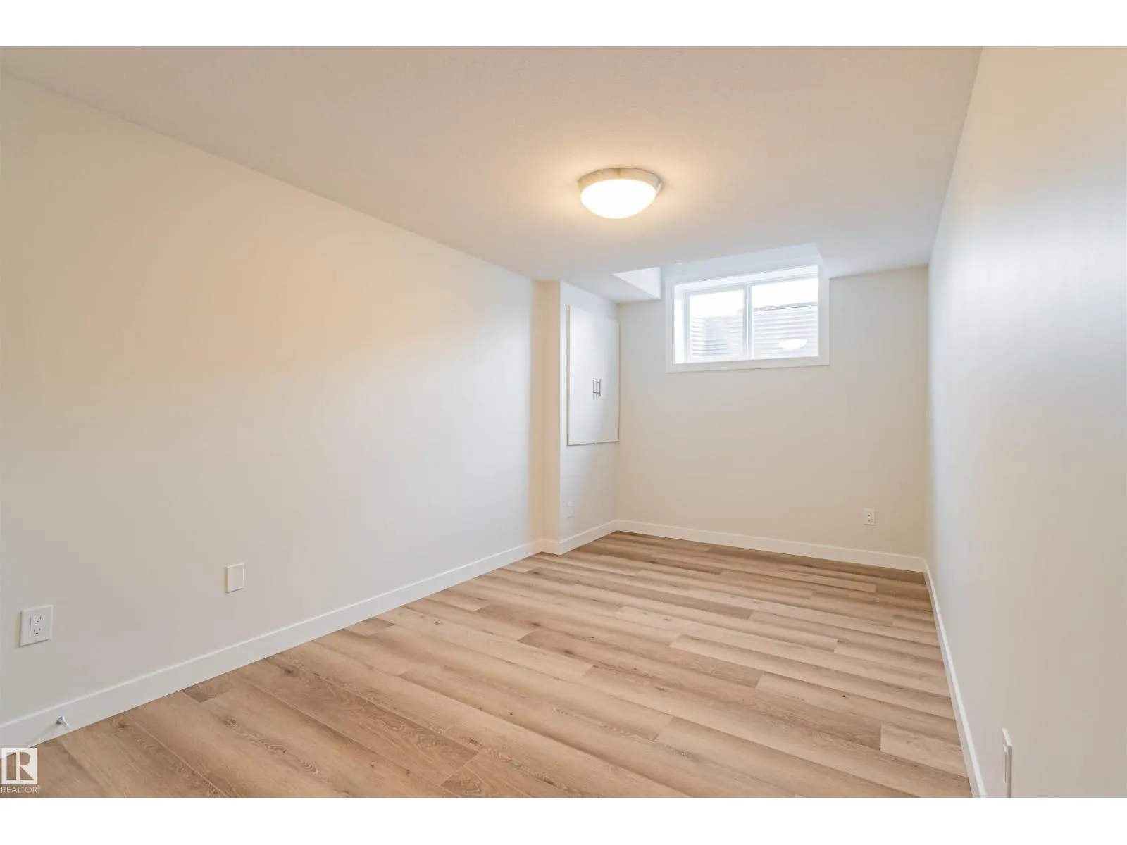 12125 88 ST NW