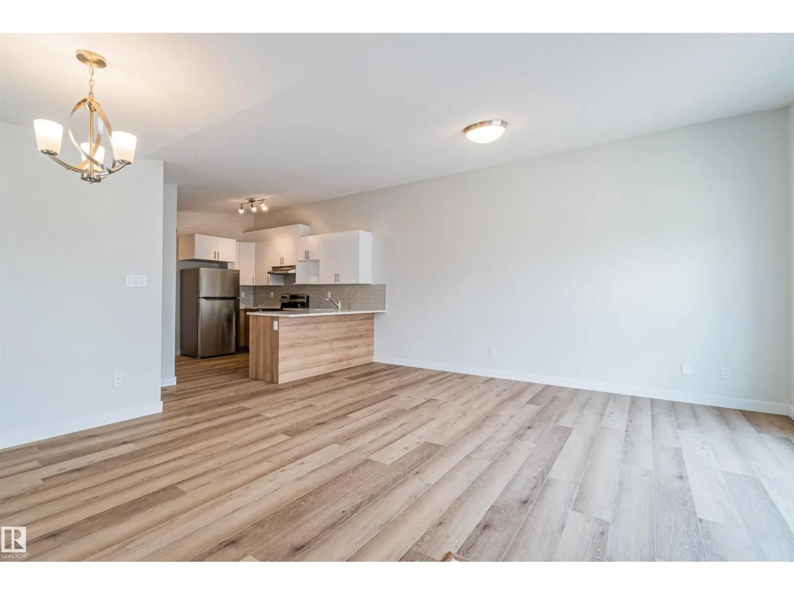 12125 88 ST NW