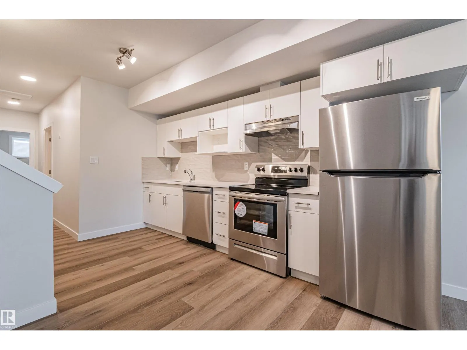 12125 88 ST NW
