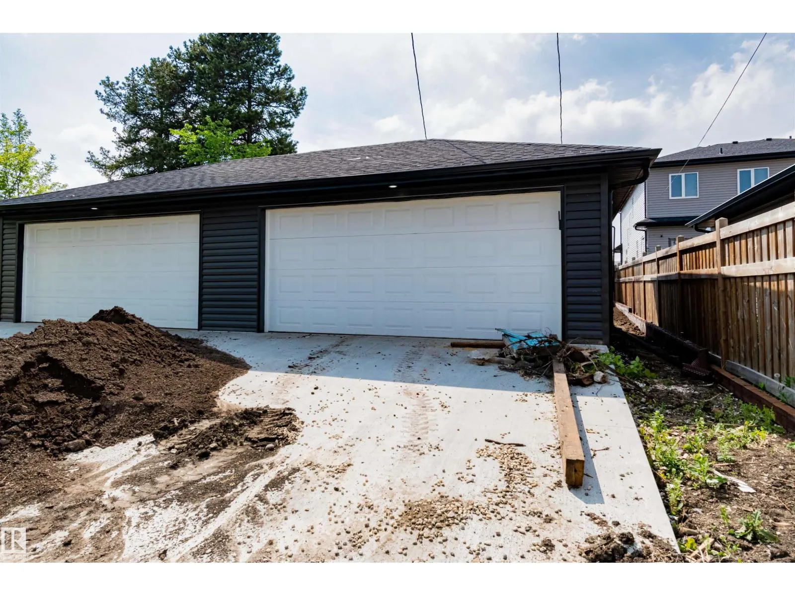 12125 88 ST NW