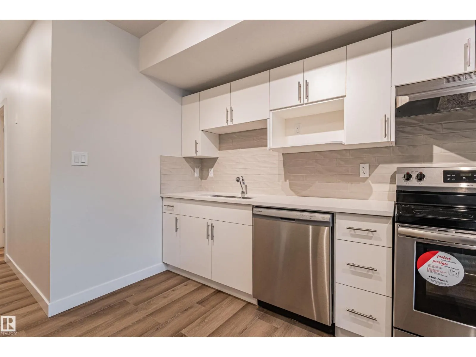 12125 88 ST NW