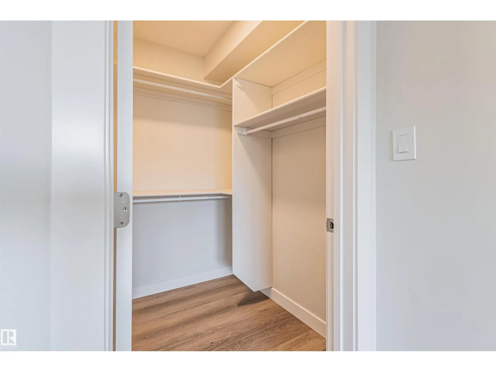 12125 88 ST NW