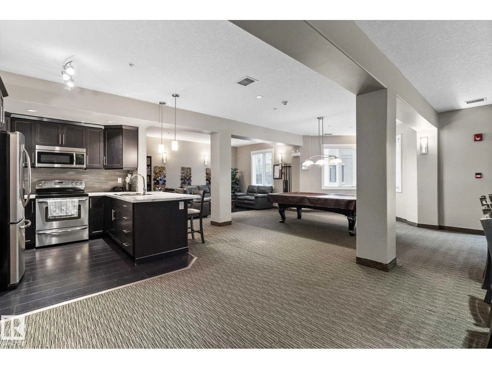#352 6079 MAYNARD WY NW