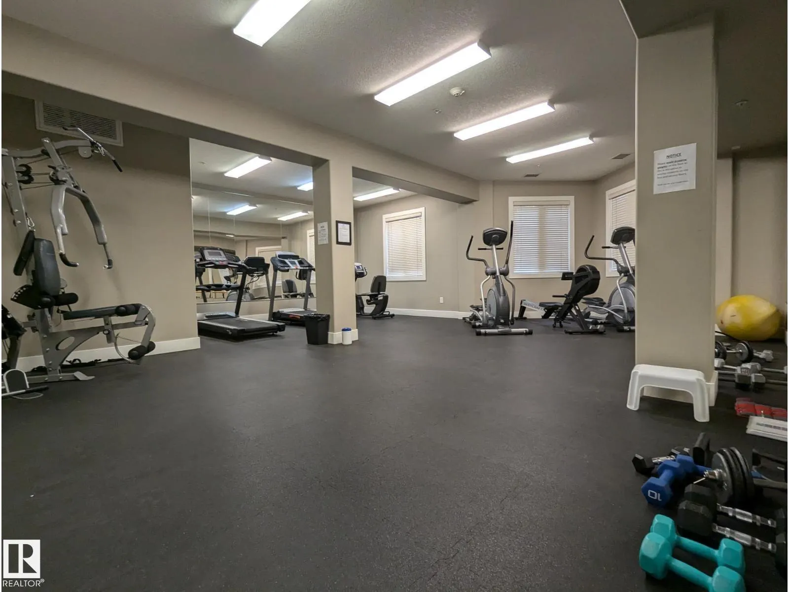 #352 6079 MAYNARD WY NW