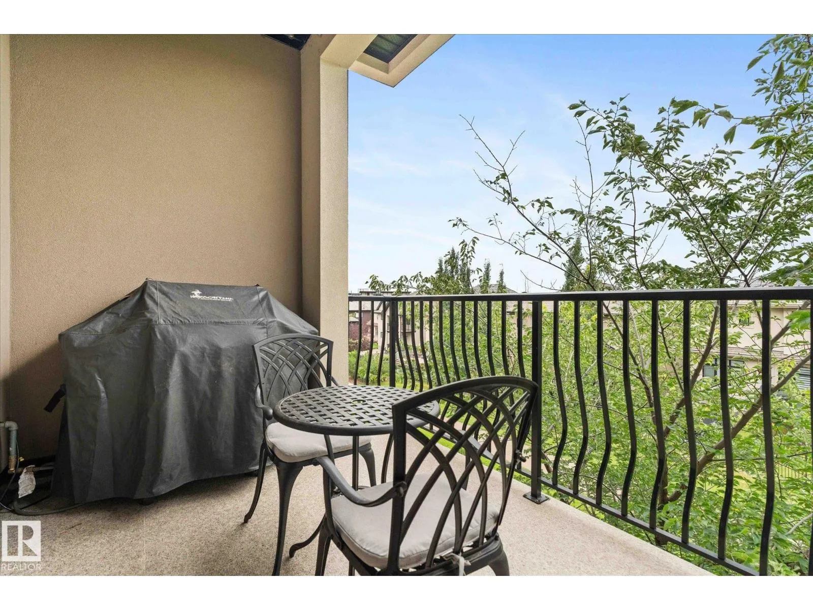 #352 6079 MAYNARD WY NW