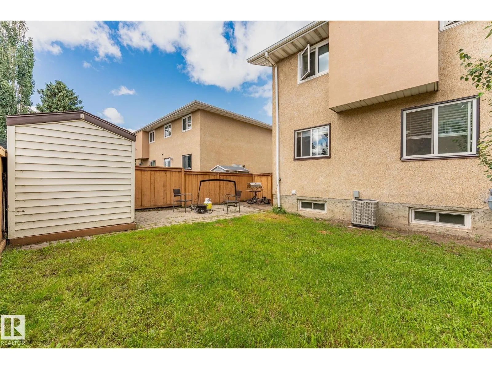 11005 162A AV NW