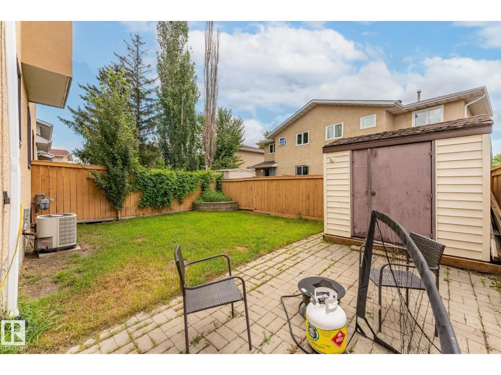 11005 162A AV NW
