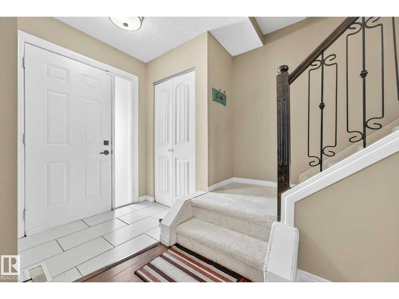 11005 162A AV NW
