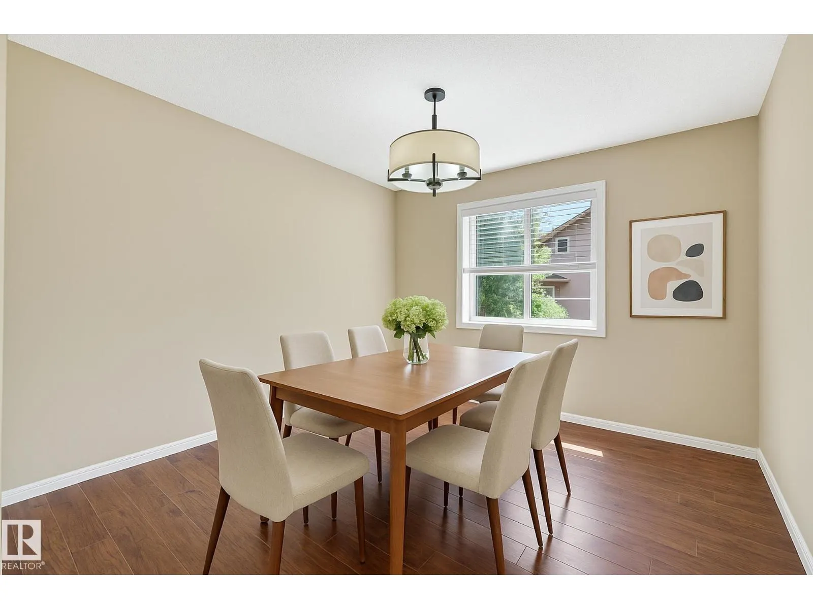11005 162A AV NW