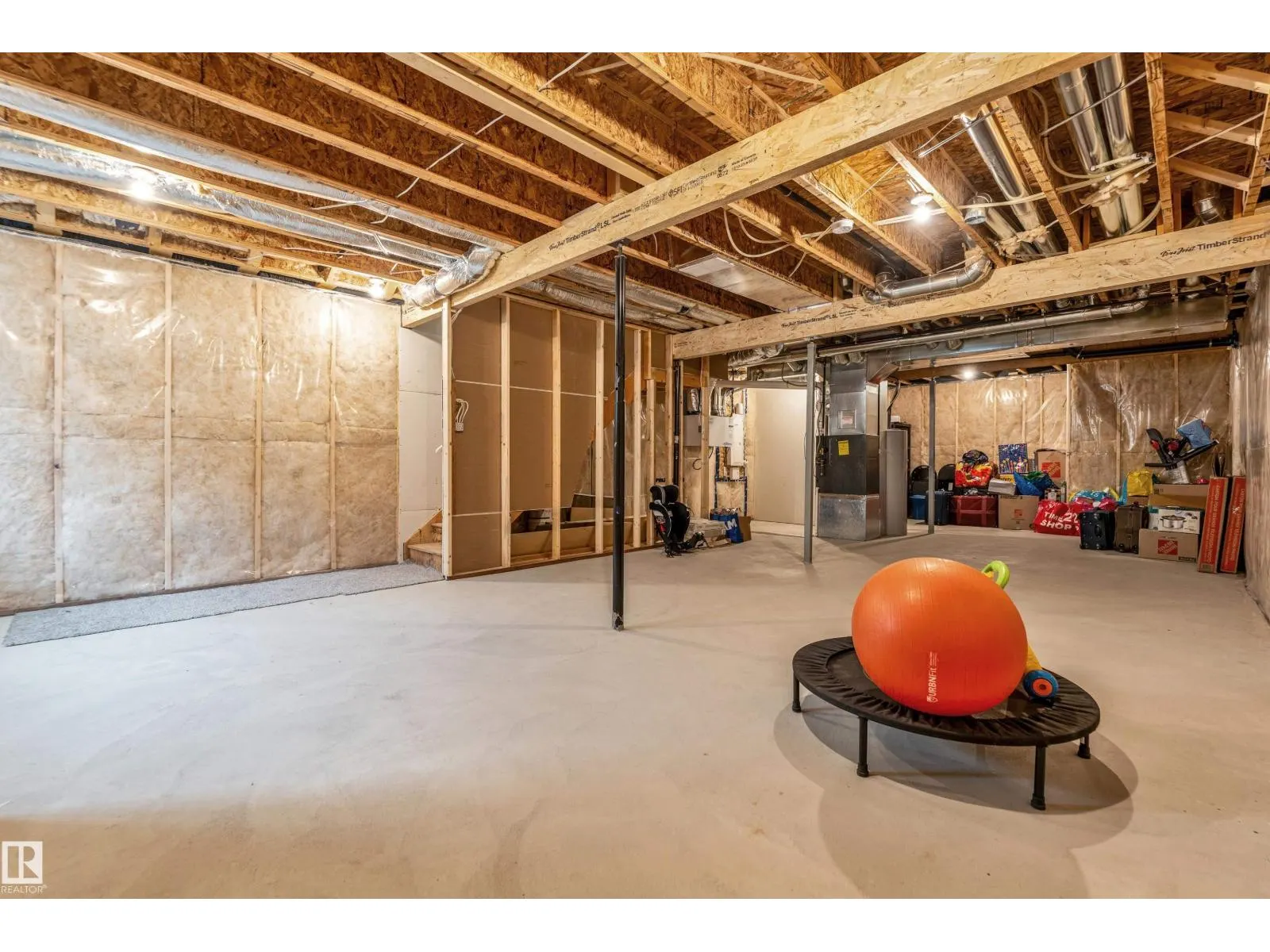 1336 11 AV NW