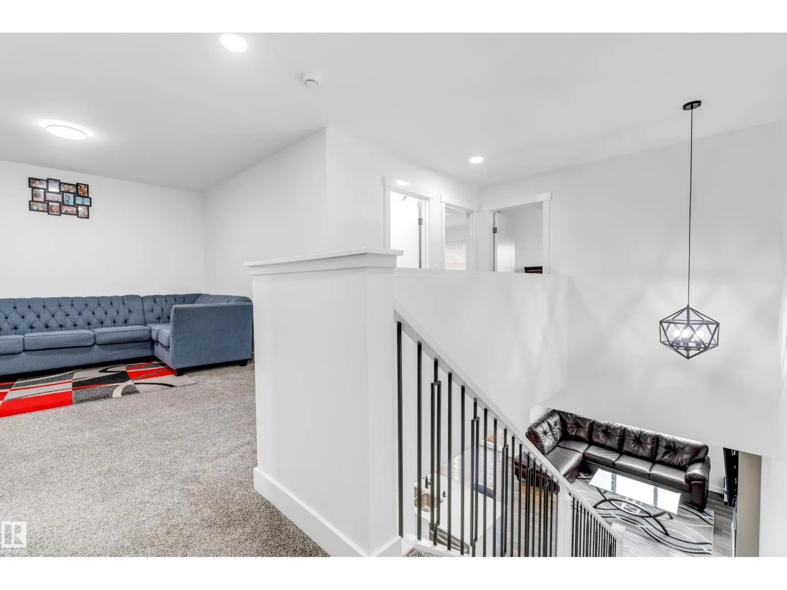 1336 11 AV NW