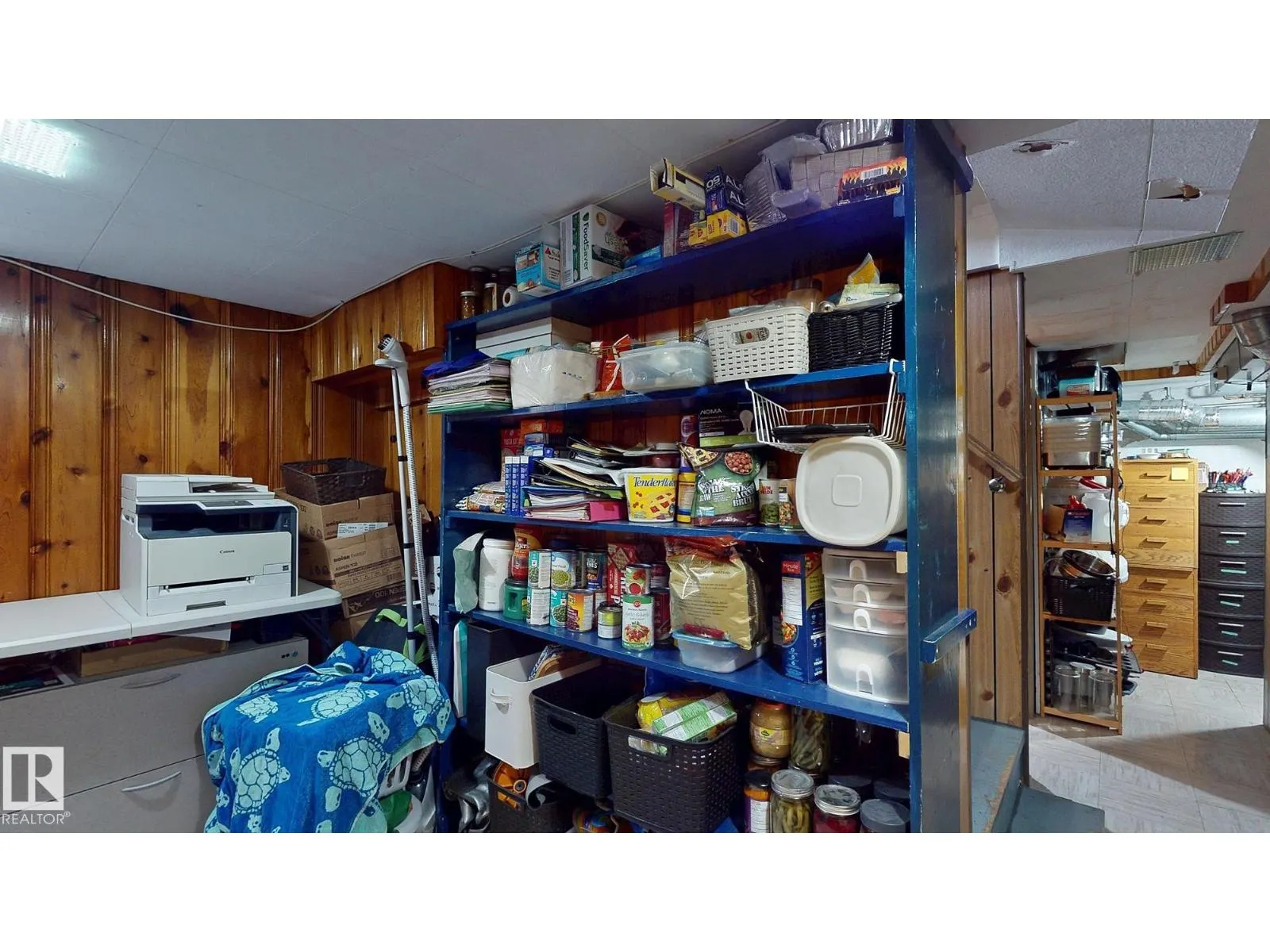 7611 112S AV NW