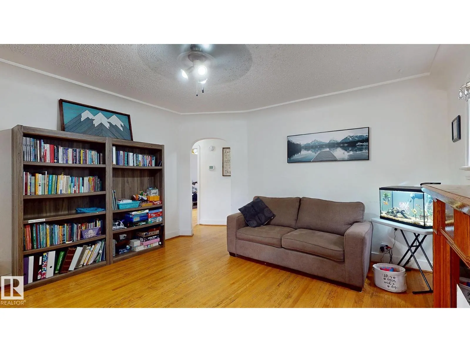 7611 112S AV NW