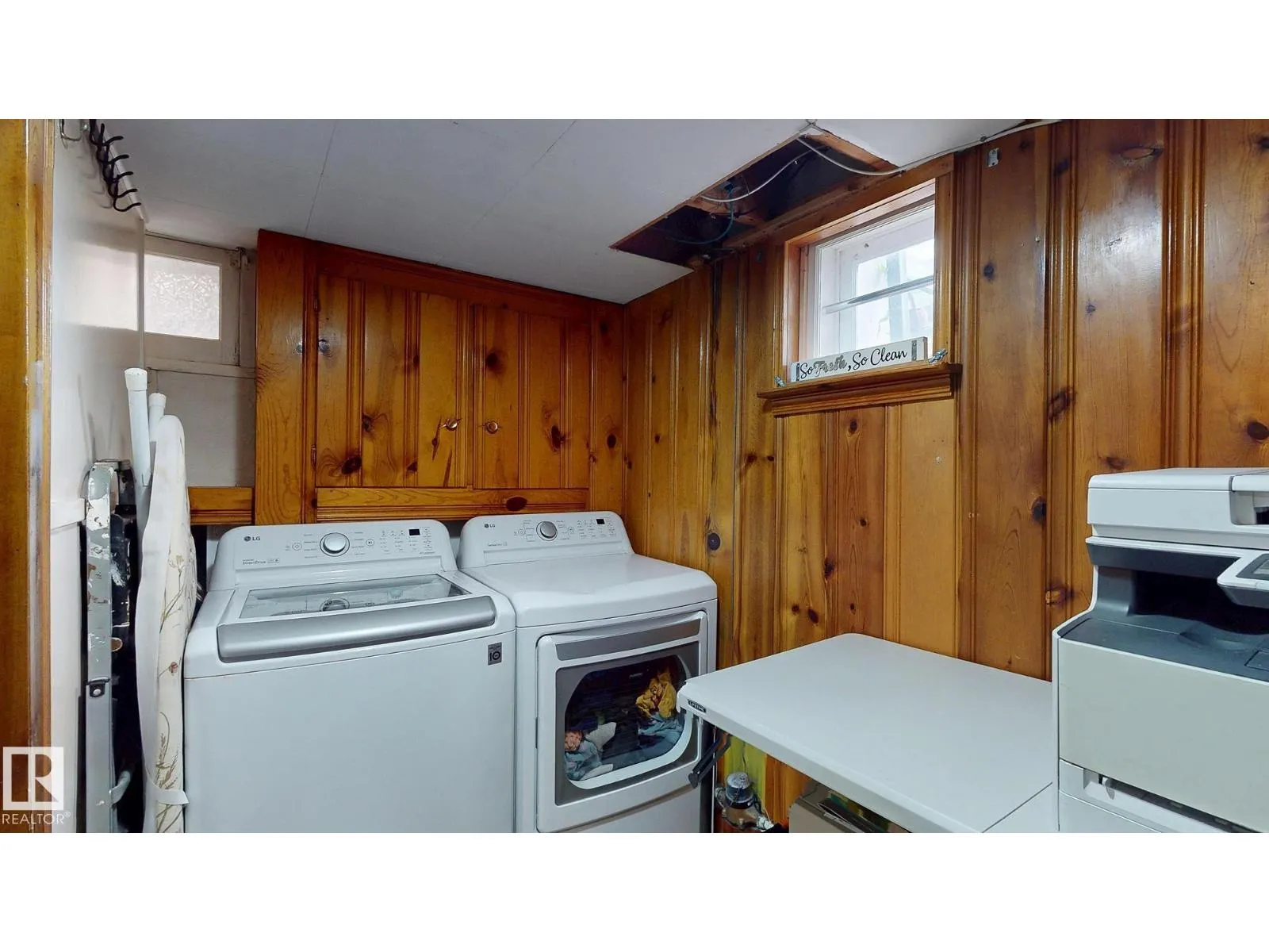 7611 112S AV NW