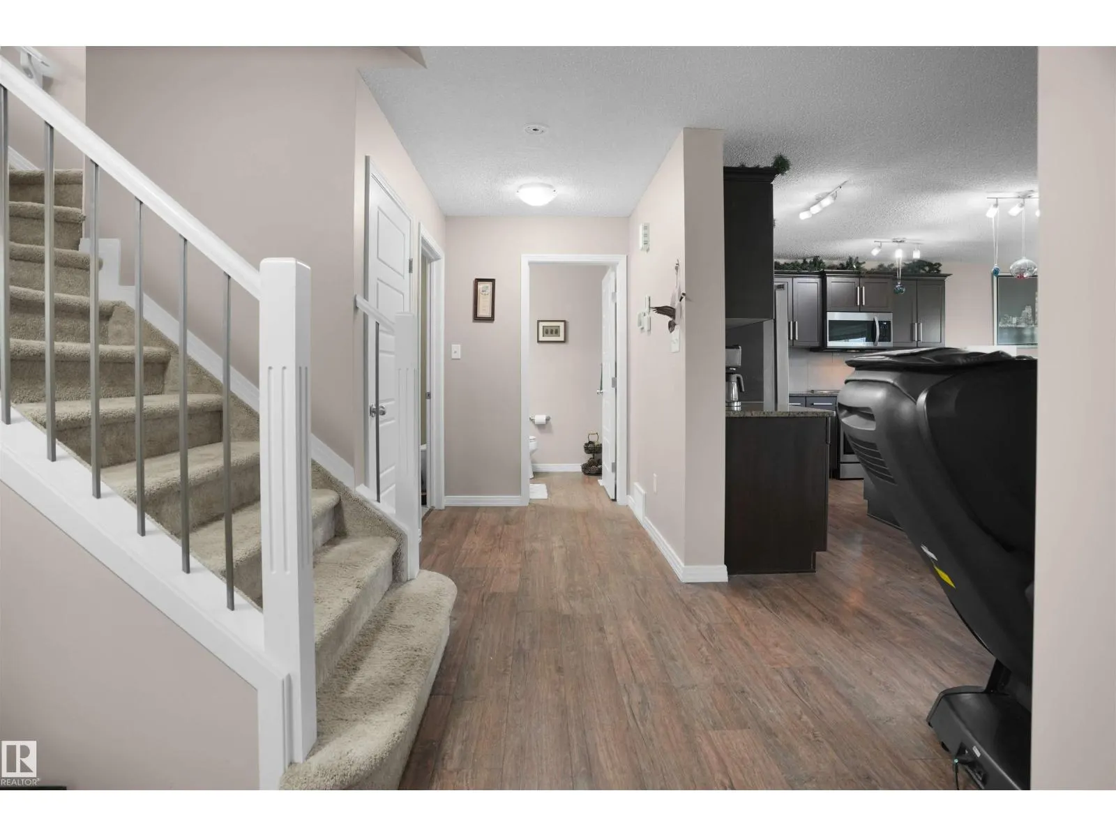15160 16 ST NW
