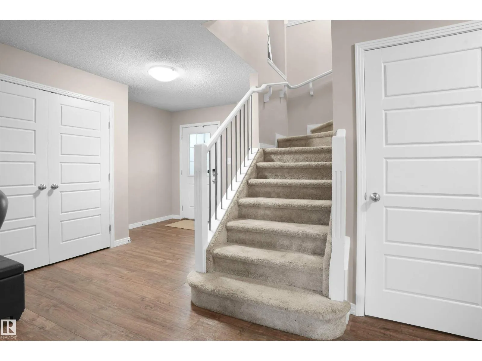 15160 16 ST NW