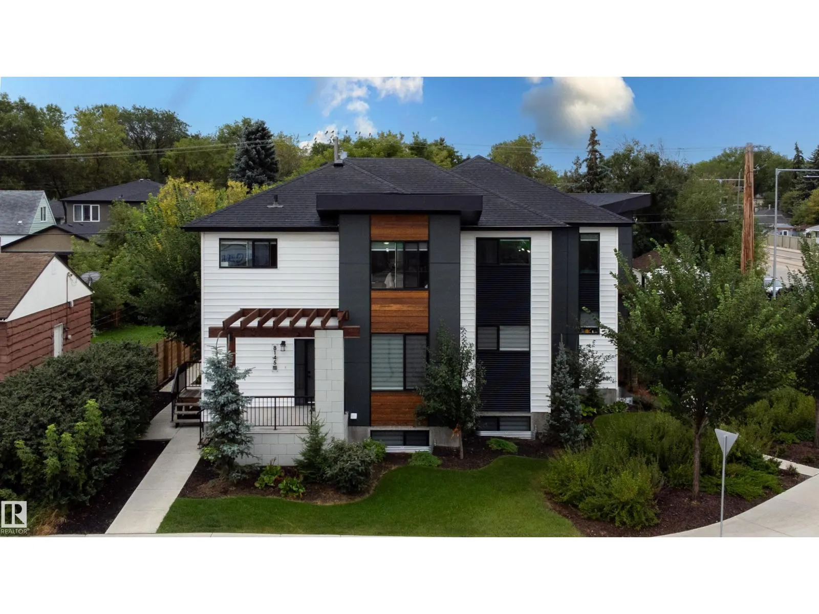 8145 82 AV NW