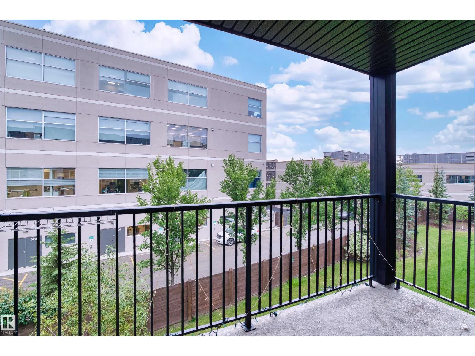 #307 340 WINDERMERE RD NW