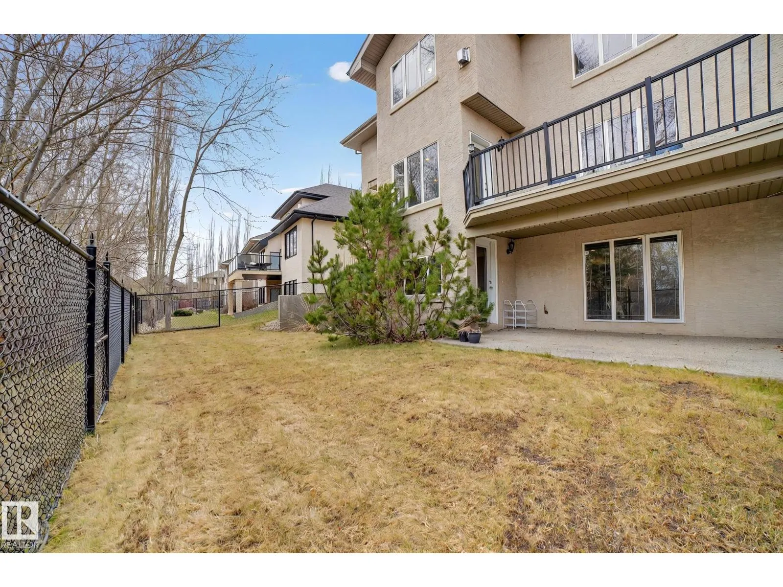 8 Loiselle Way