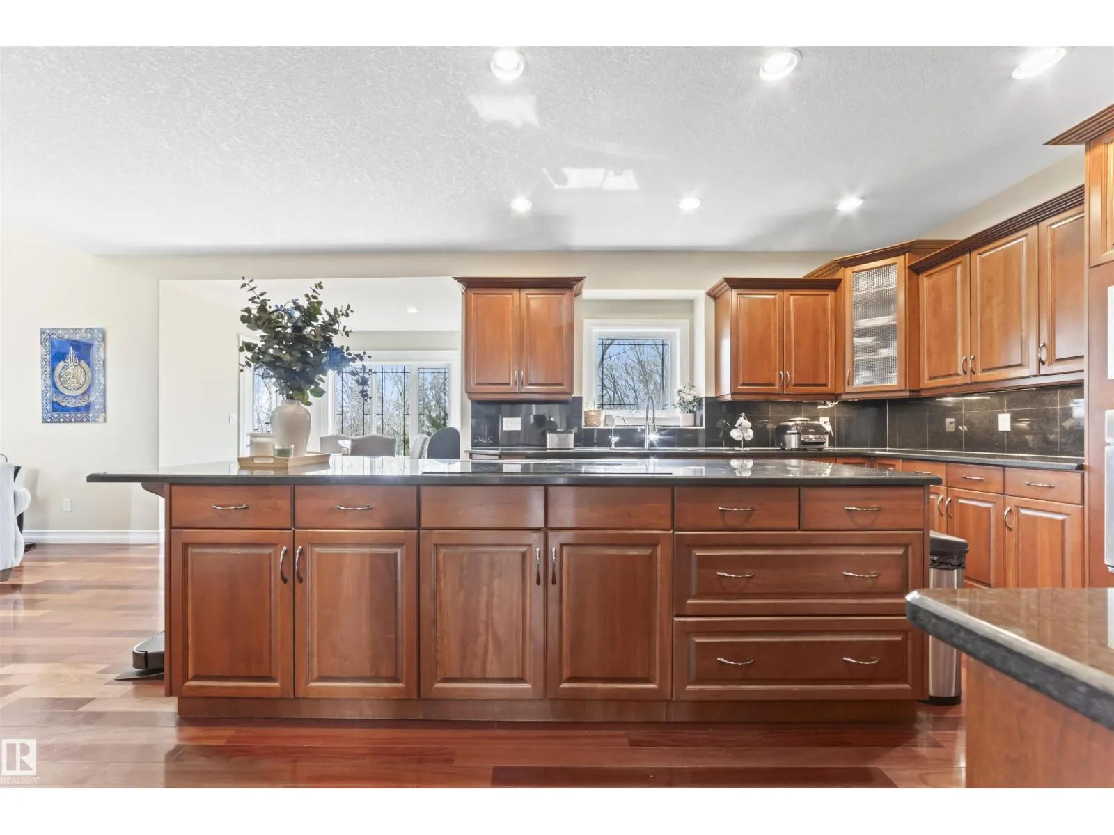 8 Loiselle Way
