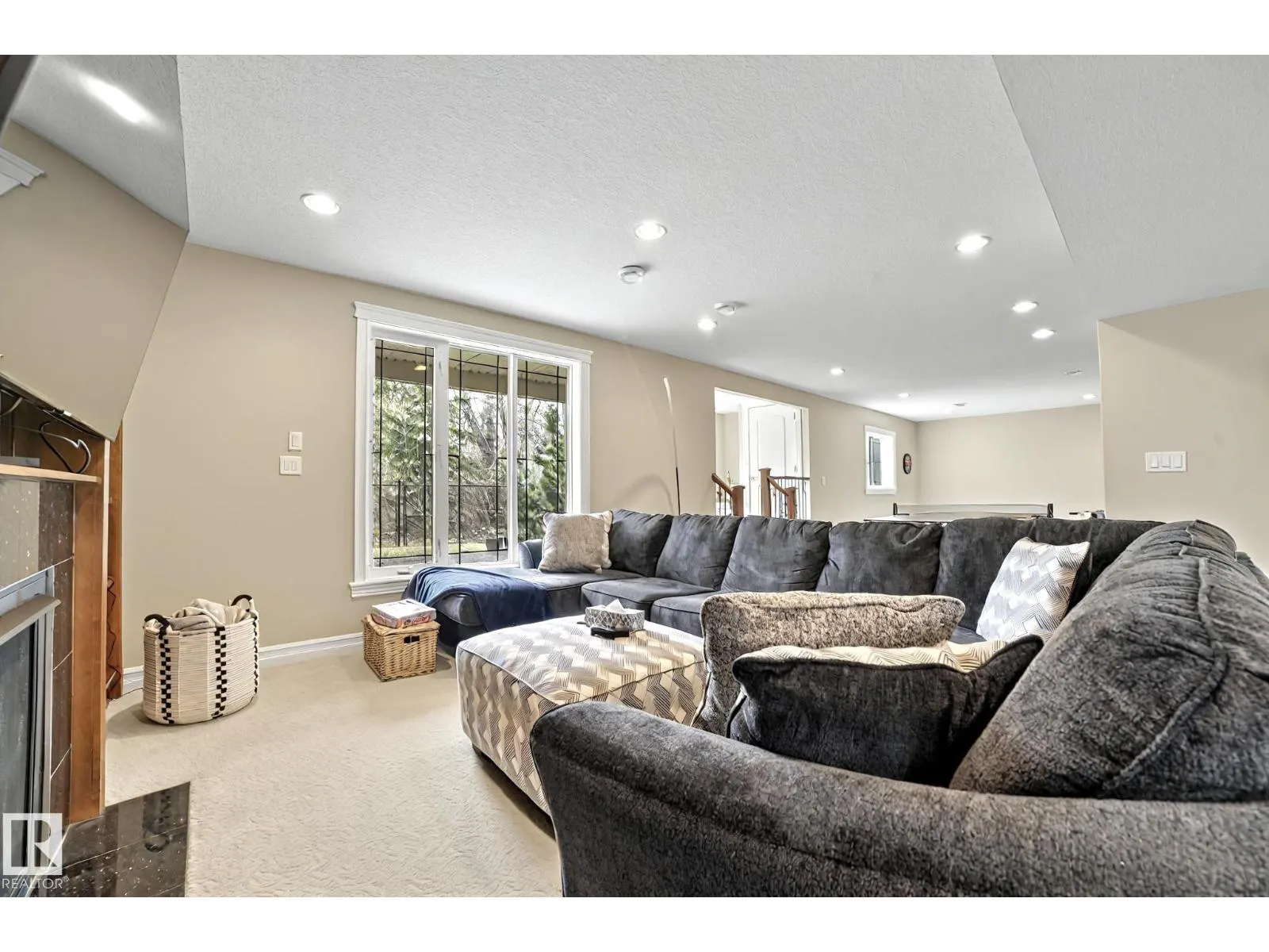 8 Loiselle Way