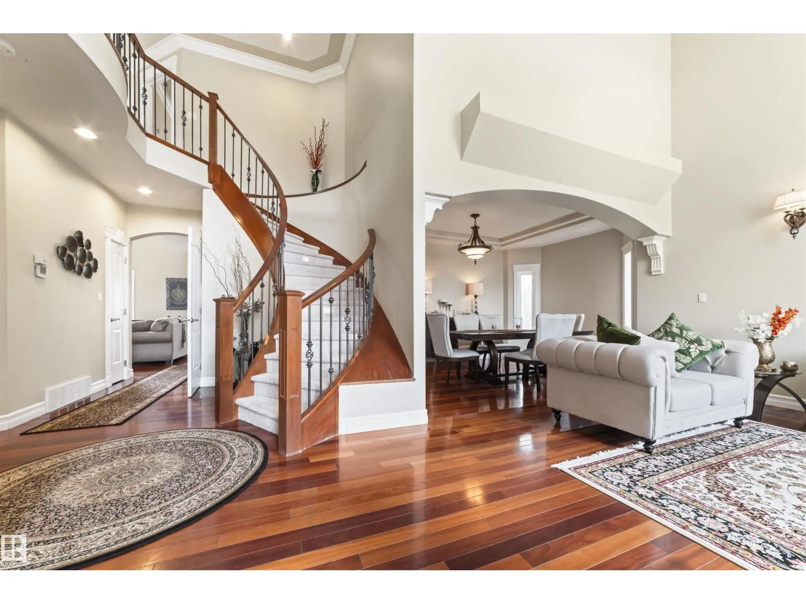 8 Loiselle Way