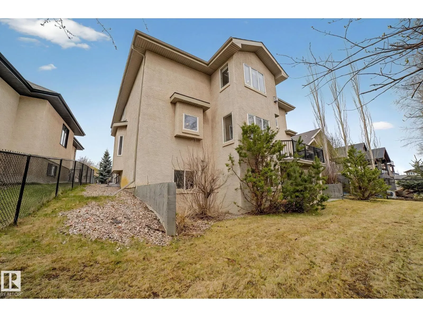 8 Loiselle Way