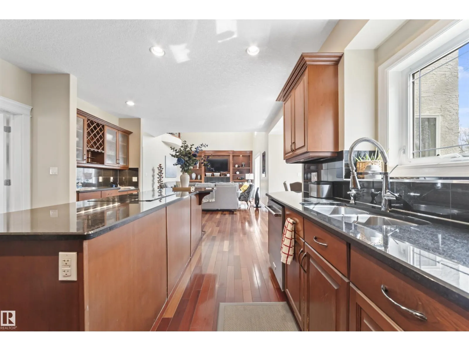 8 Loiselle Way